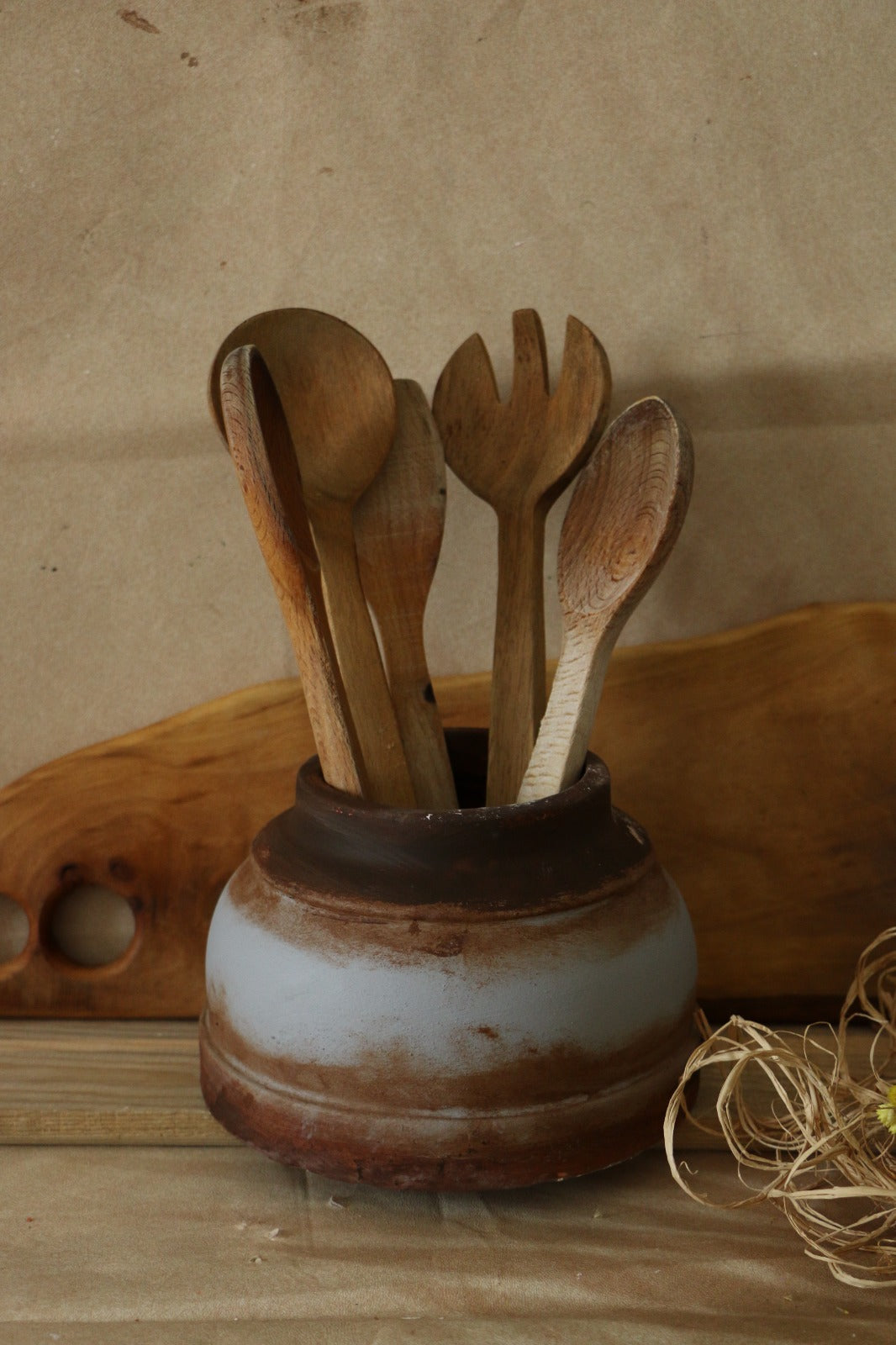 Hoyatap Geniş Tabanlı Pas Metal Efektli Desenli Modern Kaşıklık