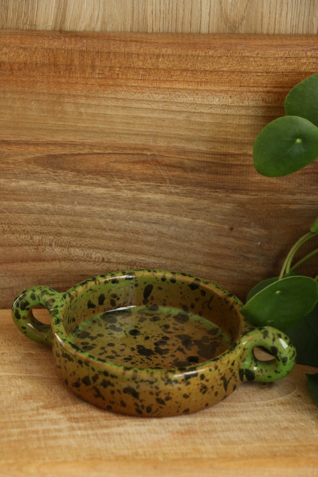 El Yapımı Dekoratif Kulplu Yeşil Renk Desenli Kase -Mezelik