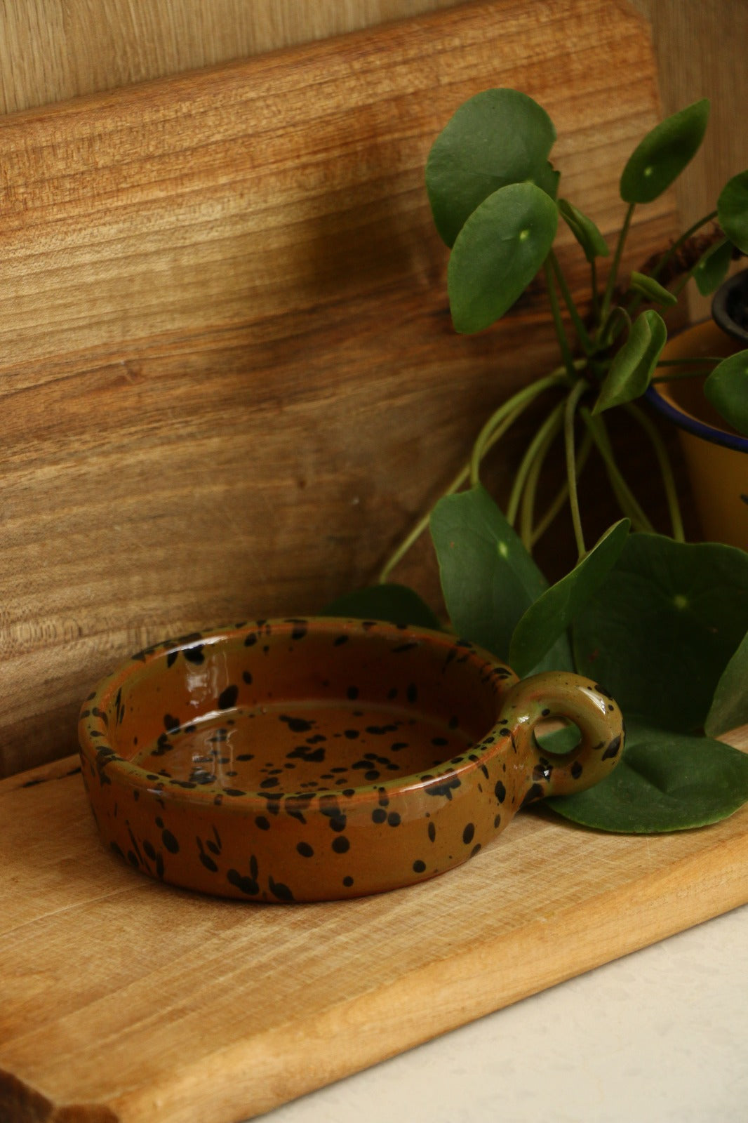 El Yapımı Dekoratif Tek Kulplu Yeşil  Desenli Renk Kase -Mezelik