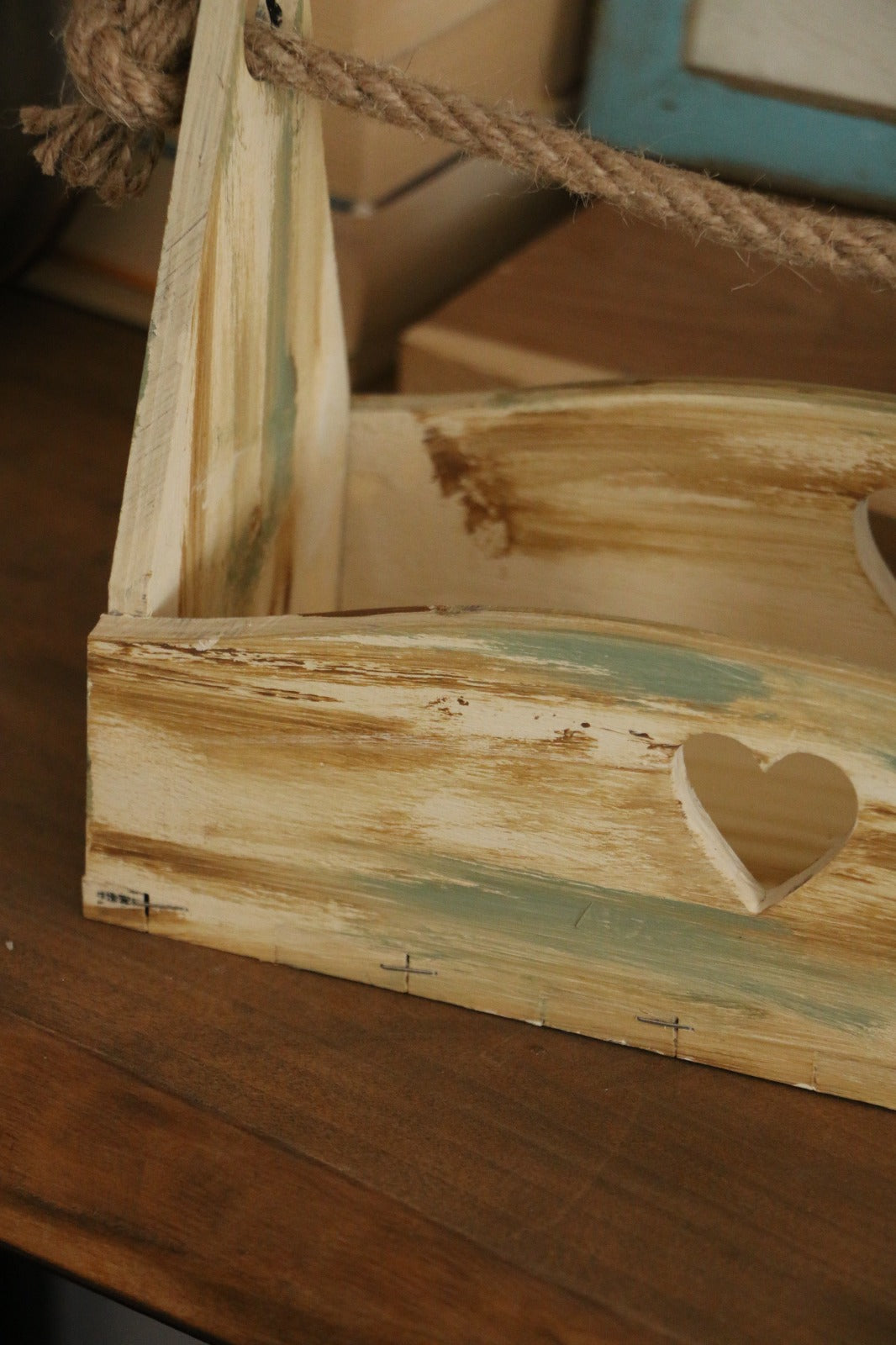 Vintage Dekoratif Ahşap Kutu - Halat Askılı Oyma Desenli Ahşap Organizer